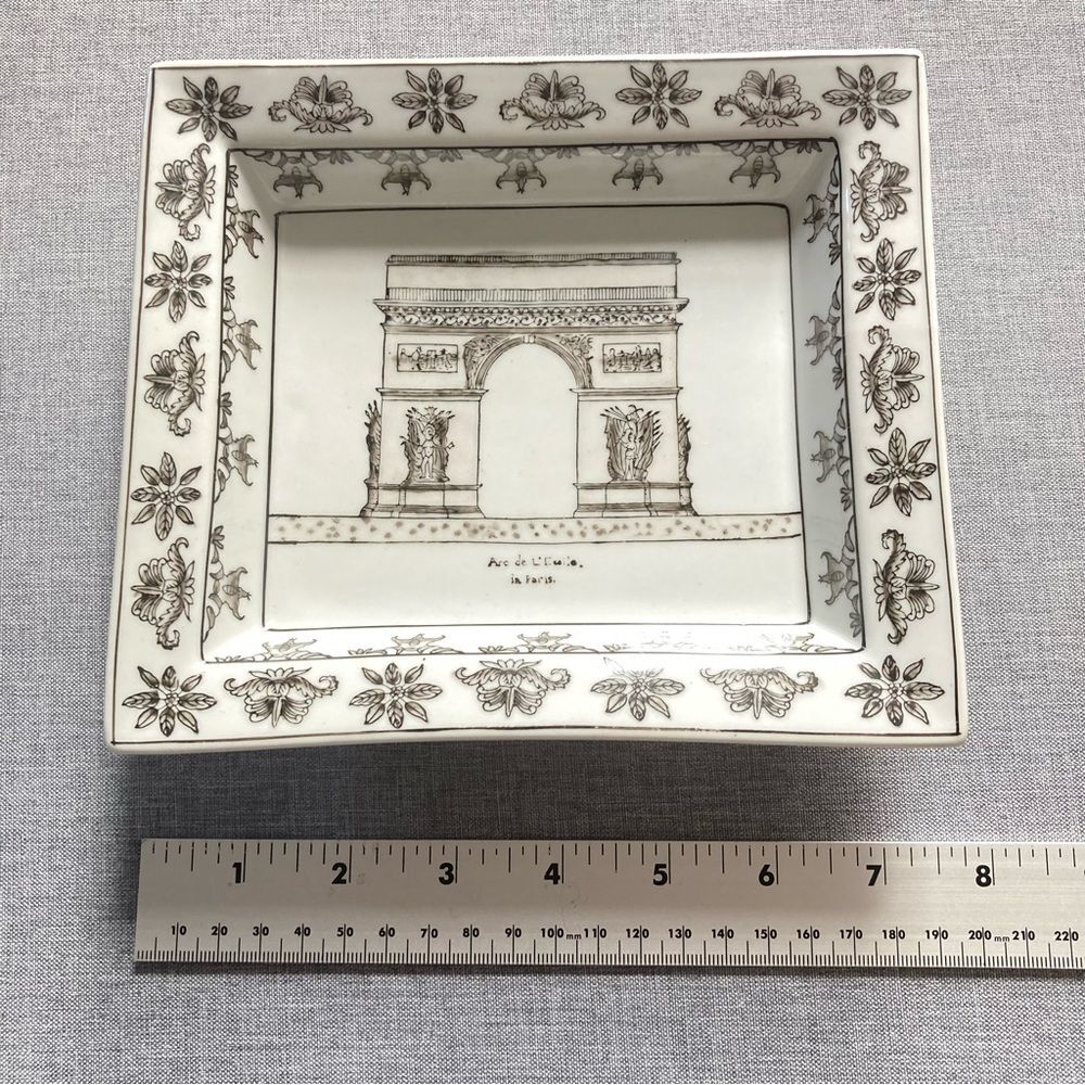 Arc de Triomphe Change Tray in Porcelain Hand Painted Imported from France - Picture 7 of 8